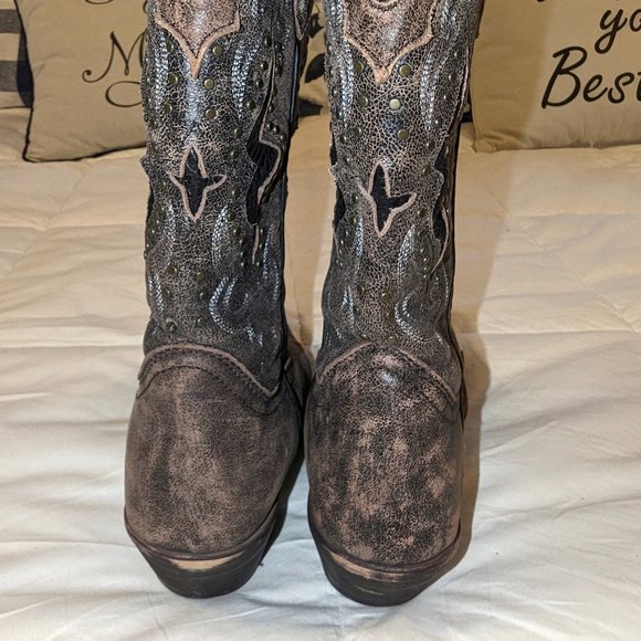 Laredo Lucretia Studded Snip Toe Western Boots - Picture 10 of 12